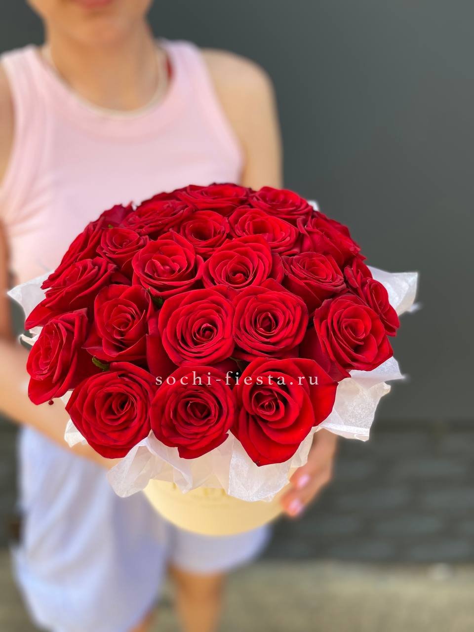 свадебная композиция с пионами и эустомой в Орске