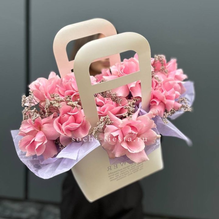Сумочка розовых роз "Плинки" в Орске