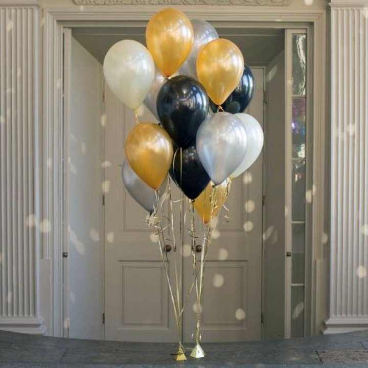 Фонтан шаров "Фаерворк" в Орске