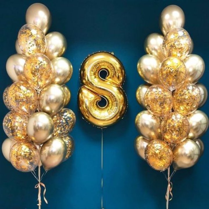 Цифра с фонтанами шаров  в Орске