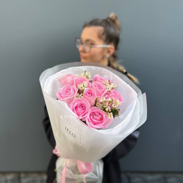 Букет розовых роз  в Орске