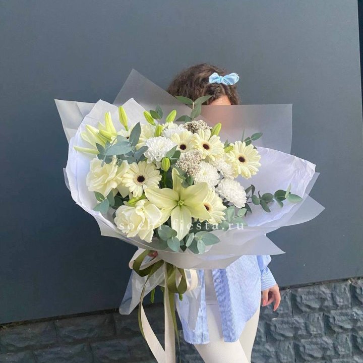 Букет с лилией и герберой в Орске