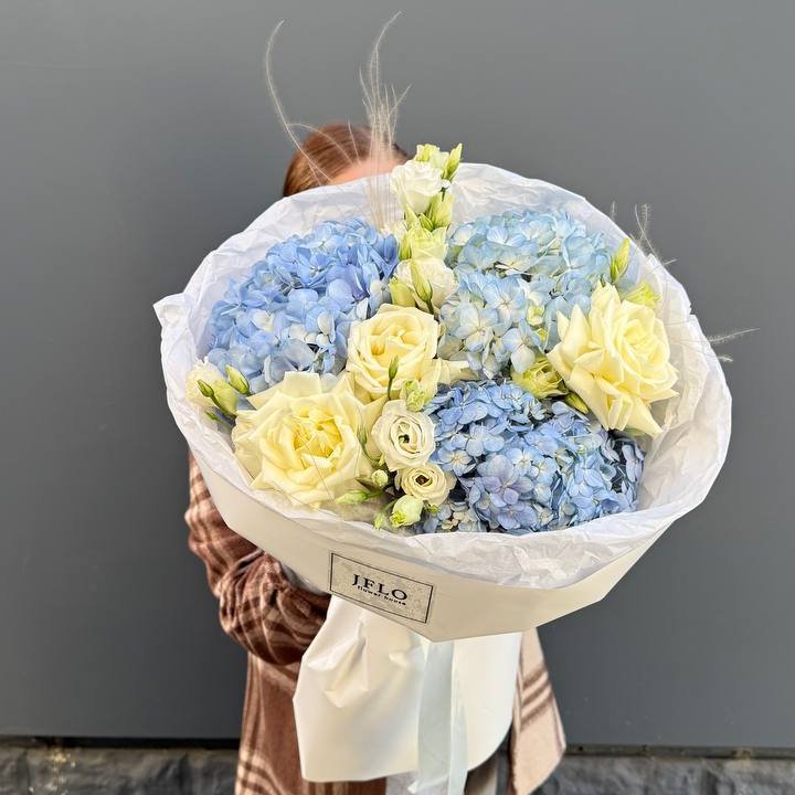 Букет "Глубина глаз" в Орске