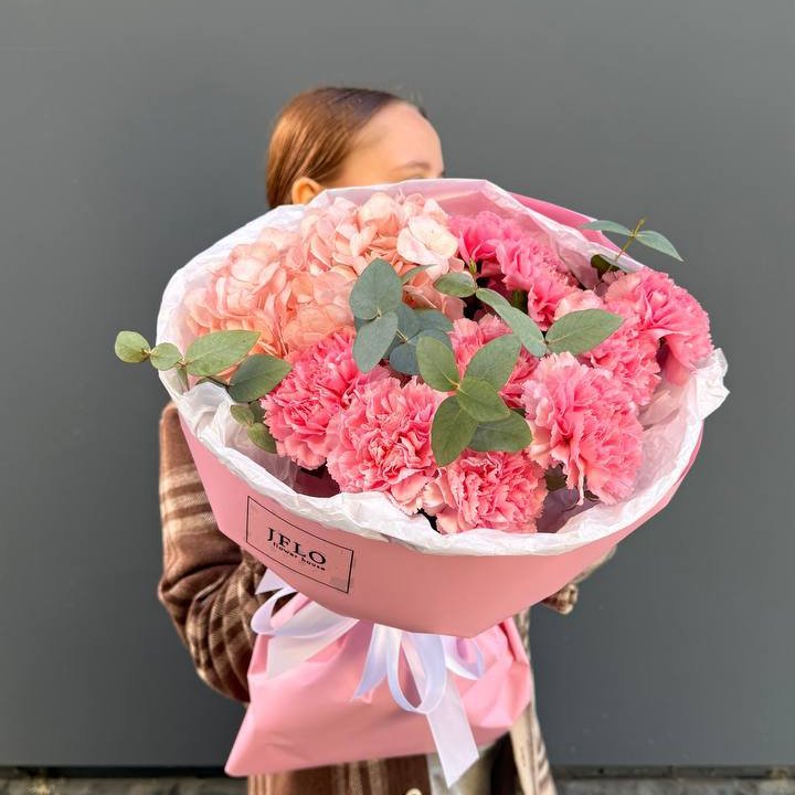 Дуо диантусы и гортензия в Орске