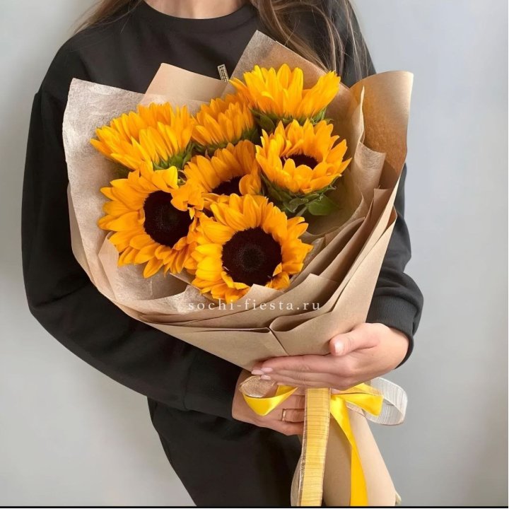 Букет из подсолнухов в Орске