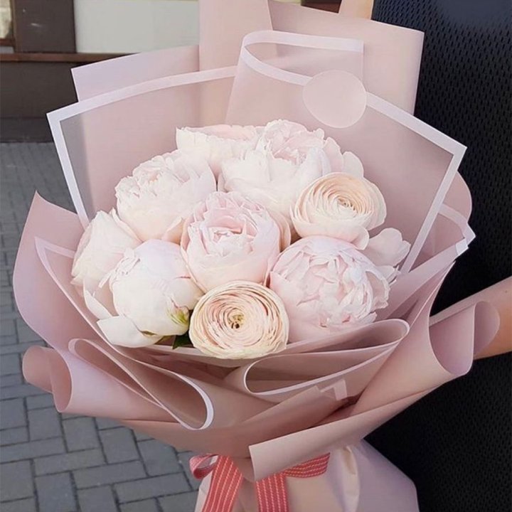 Пионы и ранункулюсы в Орске