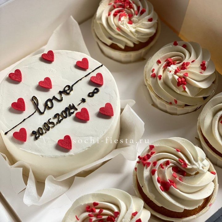 Капкейки и бенто-торт "Любимые" в Орске