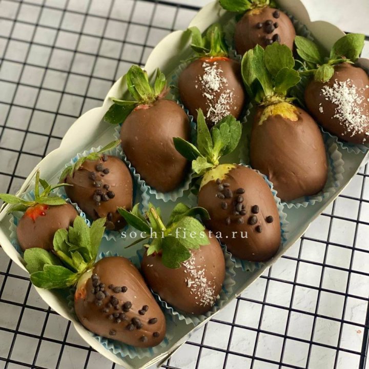 Клубника в шоколаде 10 ягод в Орске