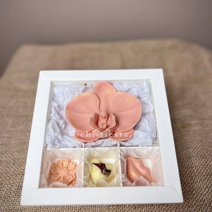 Конфеты из шоколада с Орхидеей в Орске