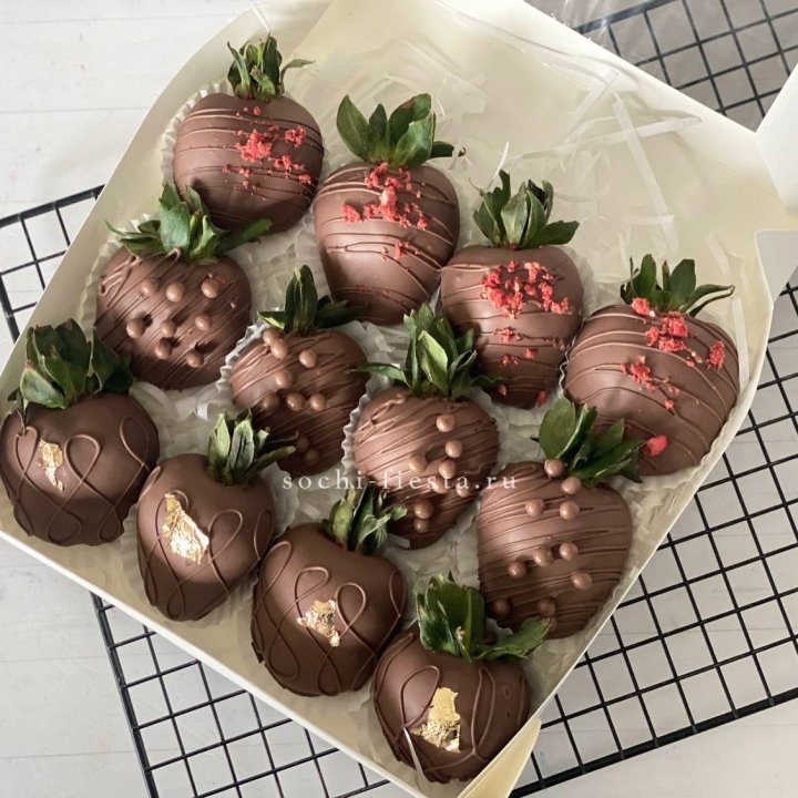 Клубника в шоколаде 12 ягод в Орске