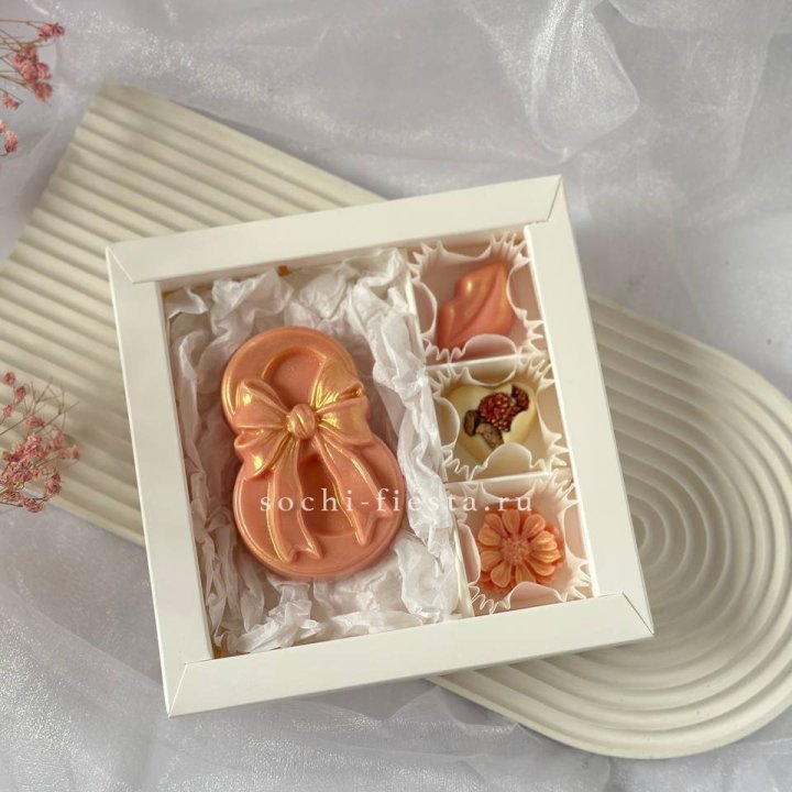 Конфеты из шоколада 8 Марта в Орске