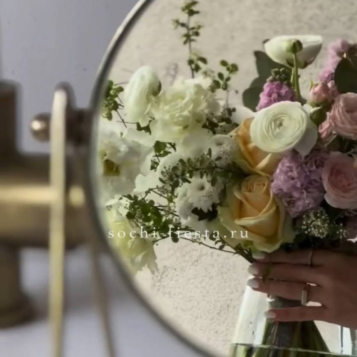 Цветочная подписка "Пакет средний" в Орске