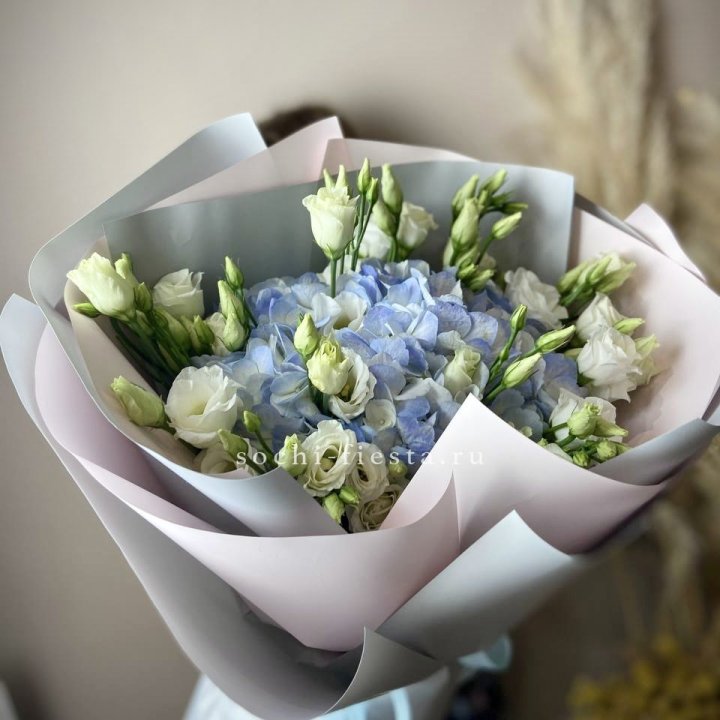 Букет с гортензией "Адель" в Орске