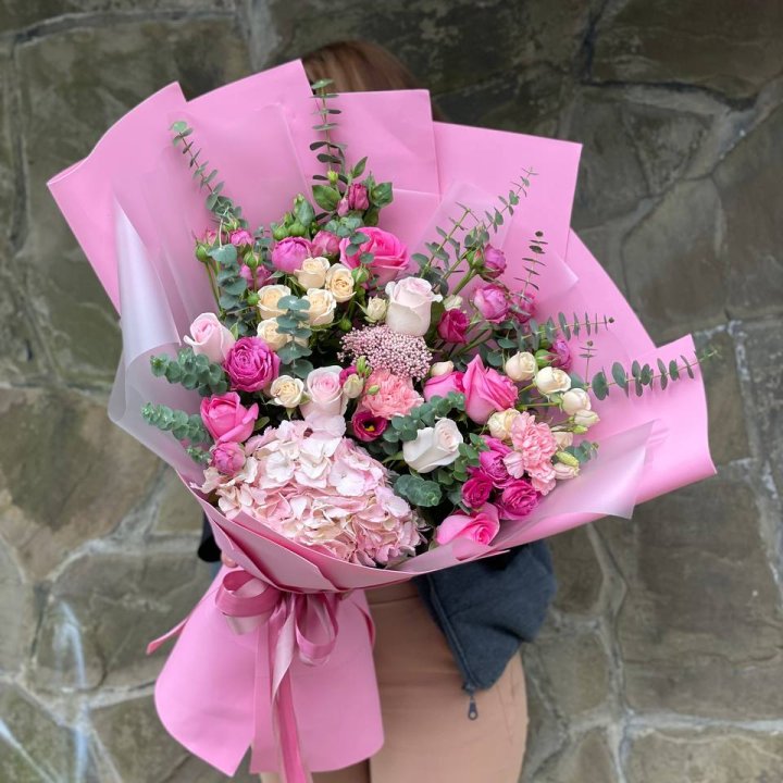 Дизайнерский букет "Паулина" в Орске