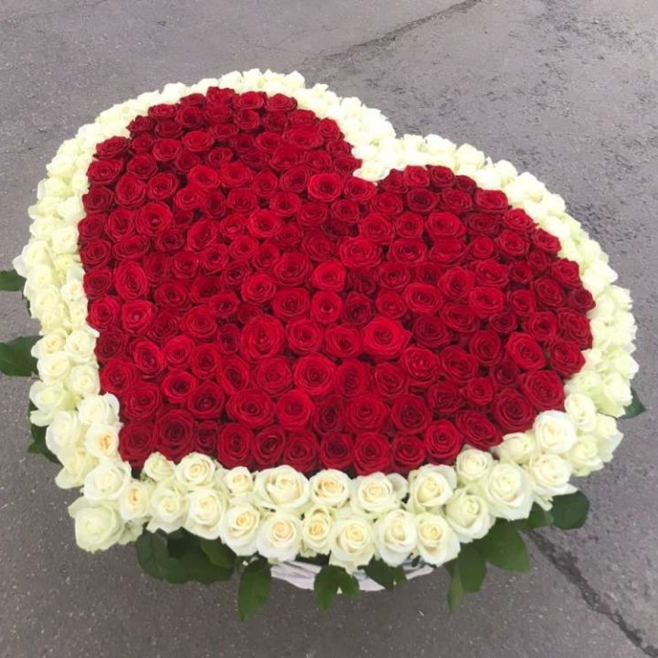 333 розы в корзине в Орске