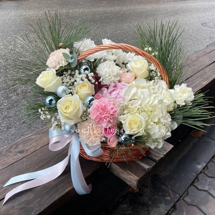 Новогодняя корзина  в Орске