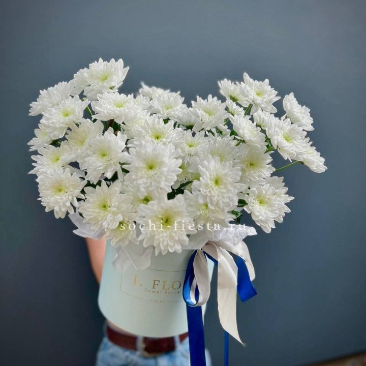 Коробка с хризантемами №3 в Орске