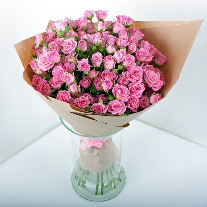 15 кустовых роз в Орске