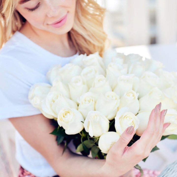 Букет высоких роз "Облака" в Орске