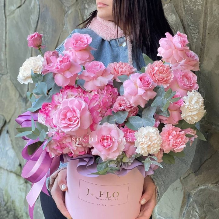 Цветочный бокс "Эсмиральда" в Орске