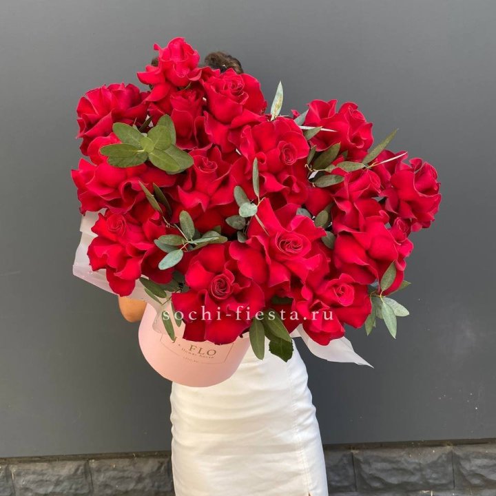 Бокс из 17 французских роз в Орске