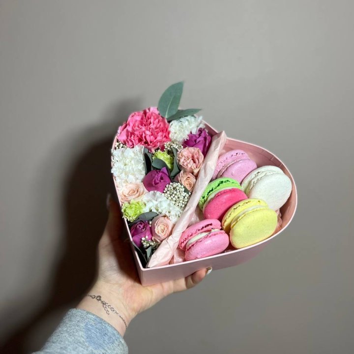 Дуо цветы и макаронсы в Орске