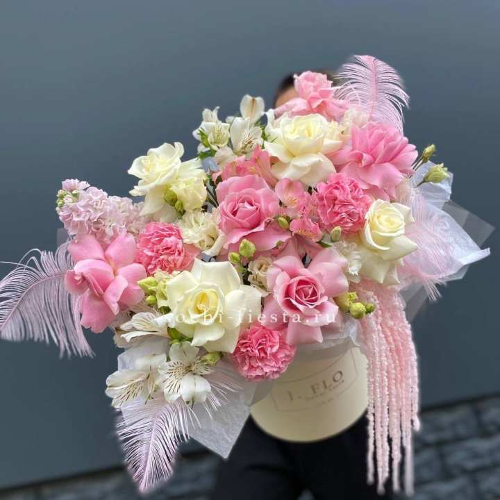 Дизайнерский бокс "Ловели" в Орске