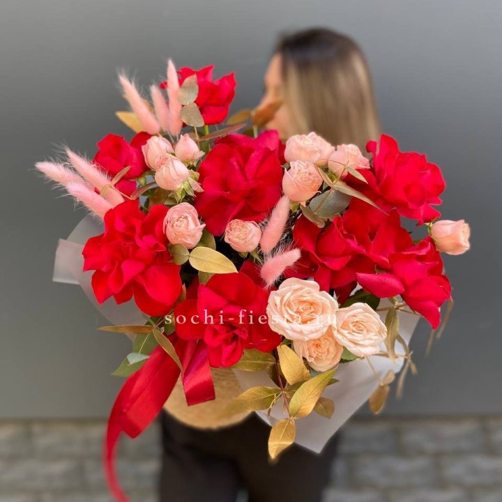 Джутовое кашпо "Любовь Лолиты" в Орске