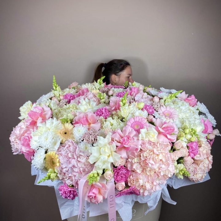 Корзина цветов «Рандеву» в Орске