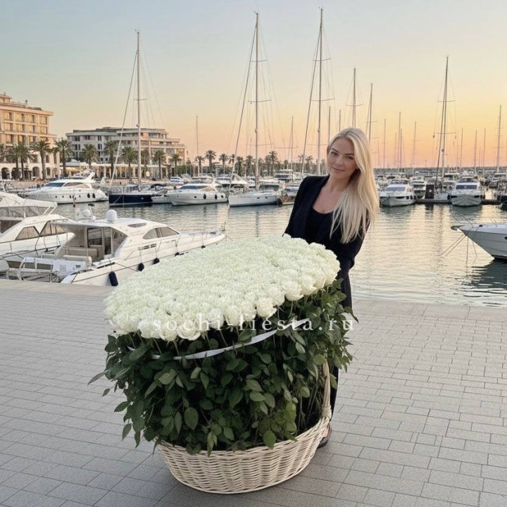 301 высокая роза в корзине в Орске