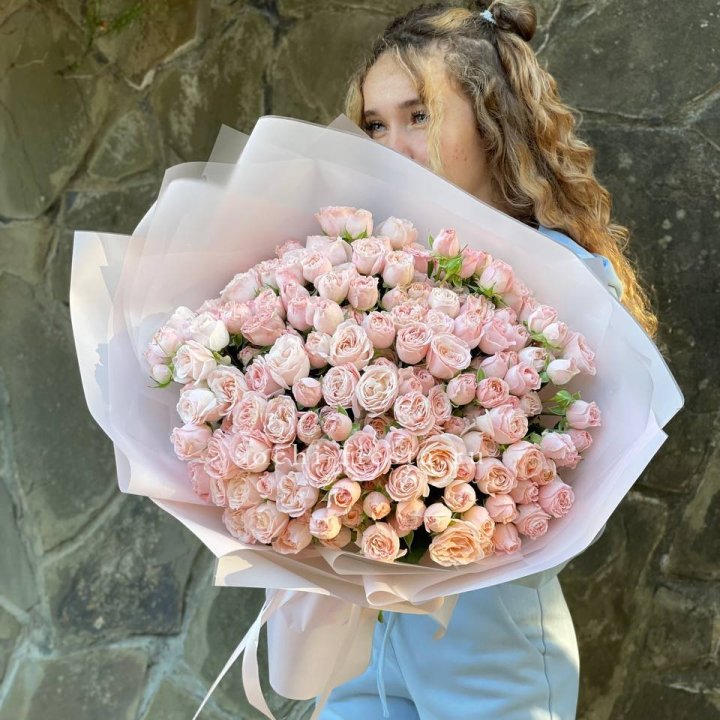 45 роза бомбастик Крем в Орске