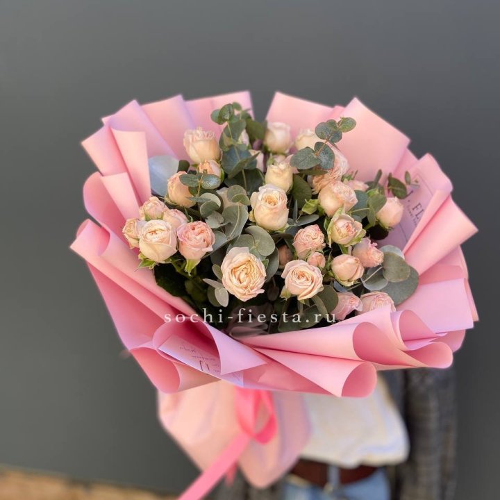 Букет пионовидных роз Cute Love в Орске