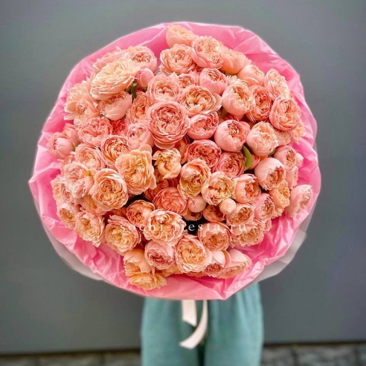 Букет кустовых пионовидных роз Джульетта "Принцесса" в Орске