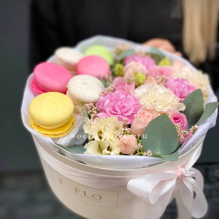 Бокс с макаронс Нежный в Орске