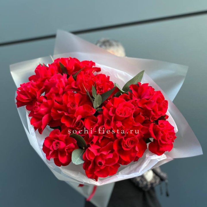 21 Красная французская роза в Орске