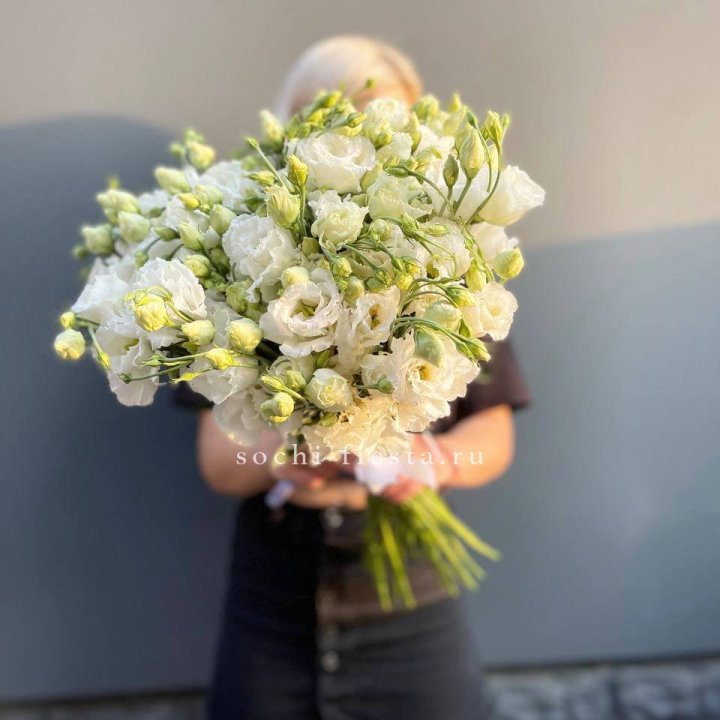 Букет эустом под ленту  в Орске