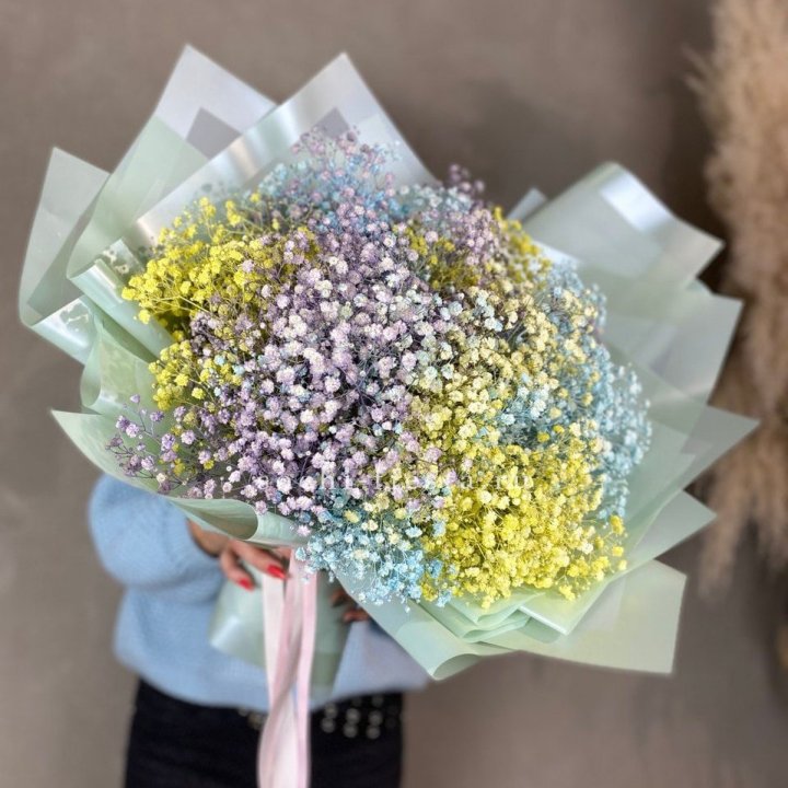 Букет радужных гипсофил в Орске