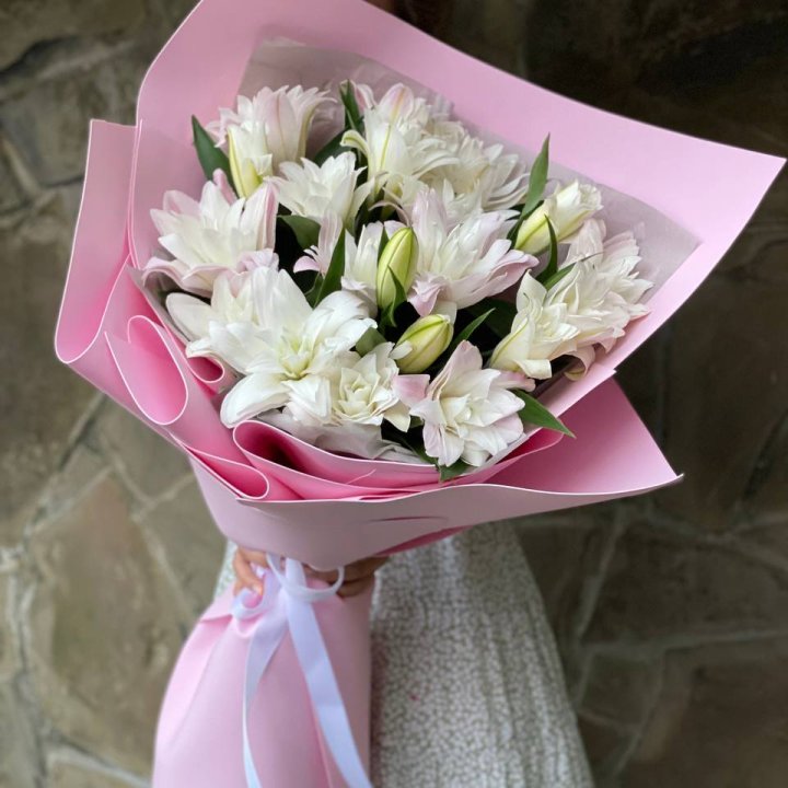 Букет пионовидных лилий №1 в Орске
