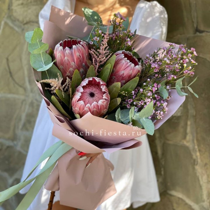 Букет из протеи "Клеопатра"  в Орске