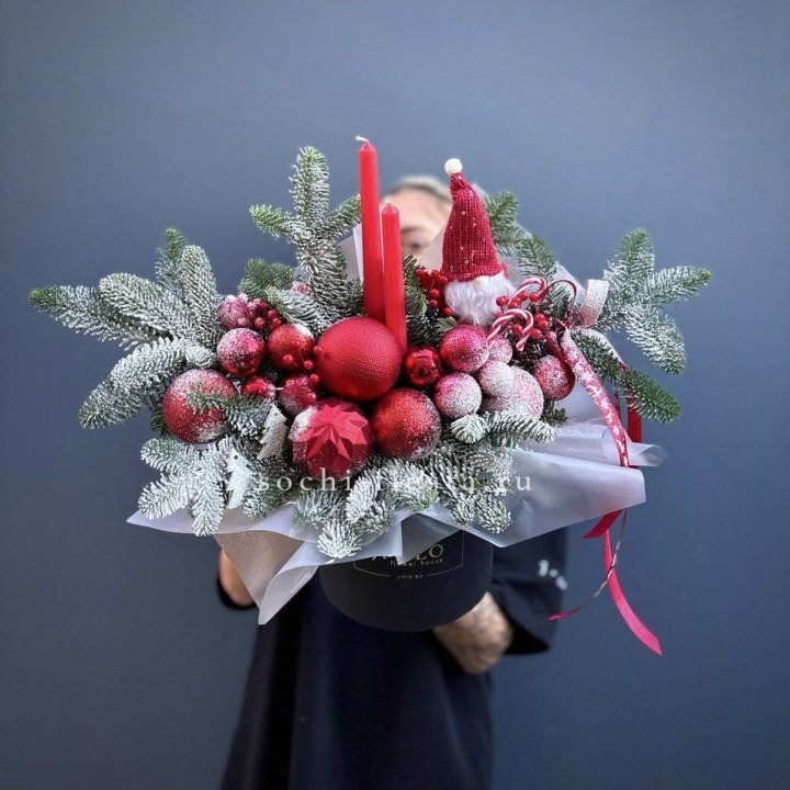 Композиция "Мери крисмас ред" в Орске