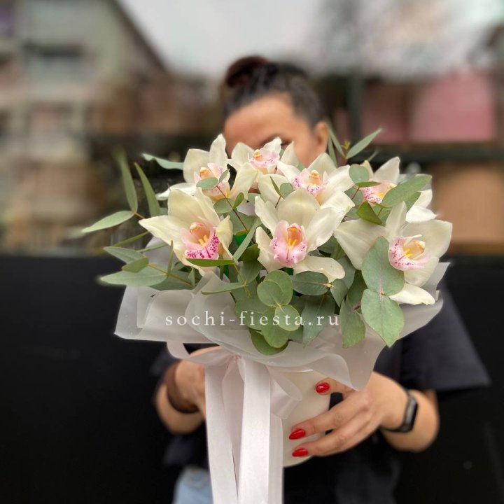 Бокс с орхидеями в Орске