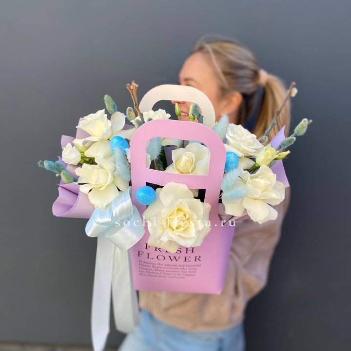 Цветочная сумочка "Пасхальная композиция" в Орске