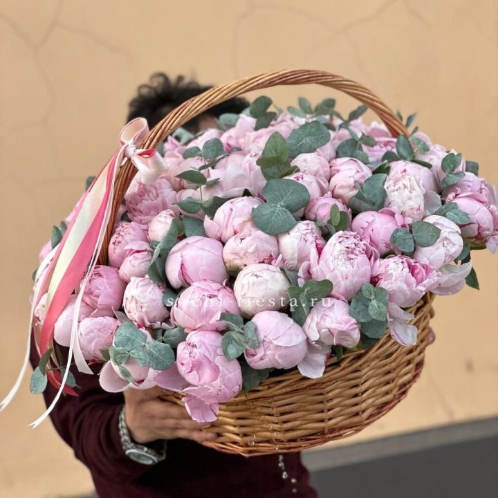 Корзина пионов "75" в Орске