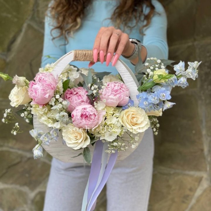 Ящик с пионами в Орске