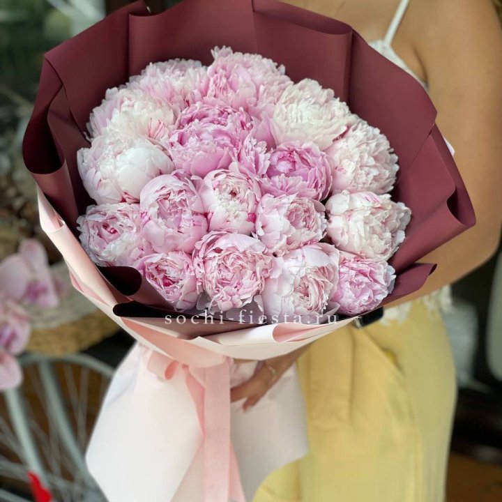 Букет с пионами №5 в Орске