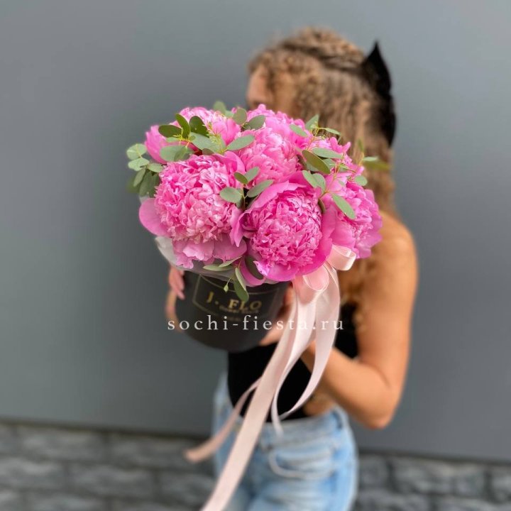 Дизайнерский цилиндр "Фломени" в Орске