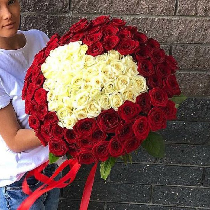 101 роза "Сердце" в Орске