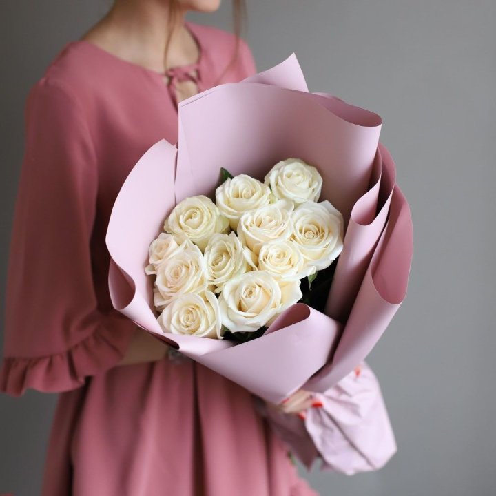 11 белых роз в Орске
