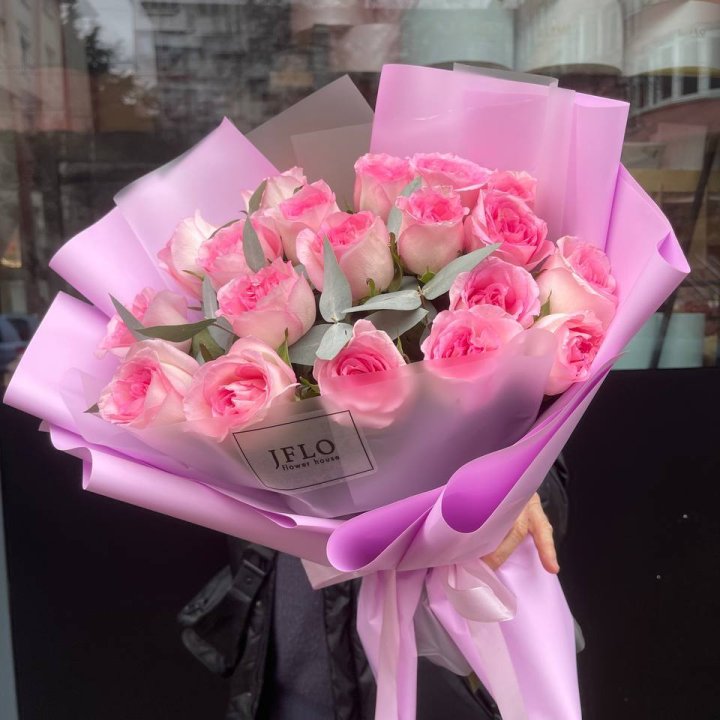  19 розовых роз в Орске