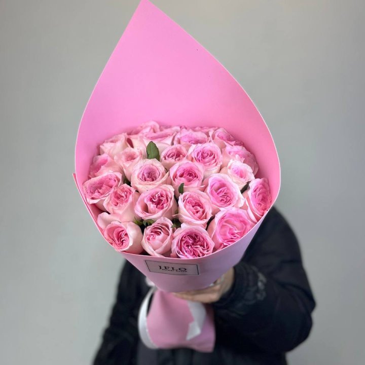 25 нежных роз в Орске